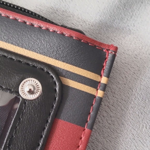 Harry Potter Wallet Wristlet - Picture 12 of 16